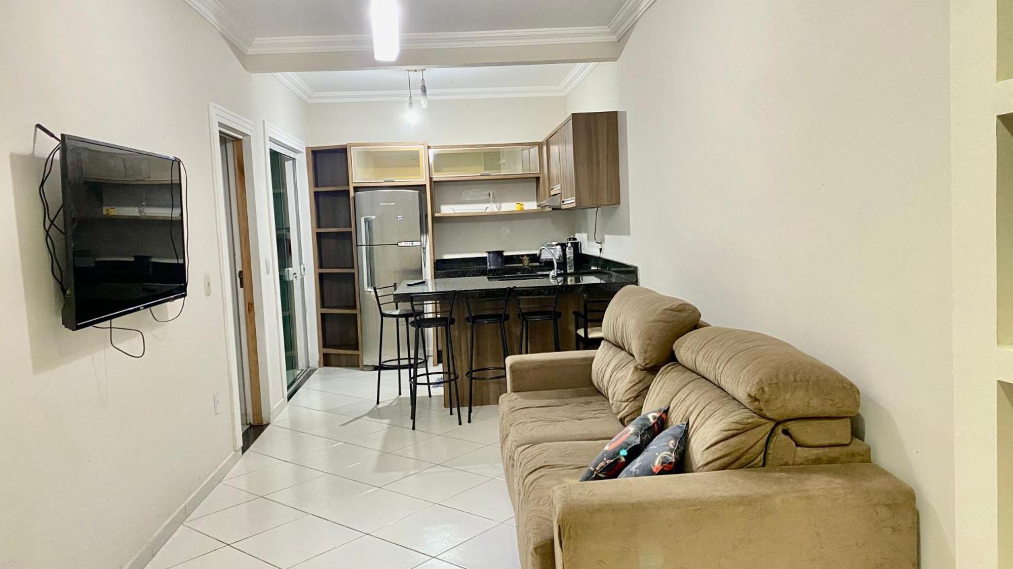 Casa De 2 Quartos Com Piscina